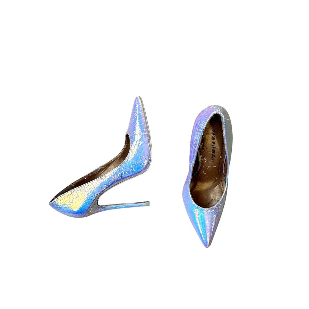 Shoe Republic LA Pumps in Iridescent Pearl